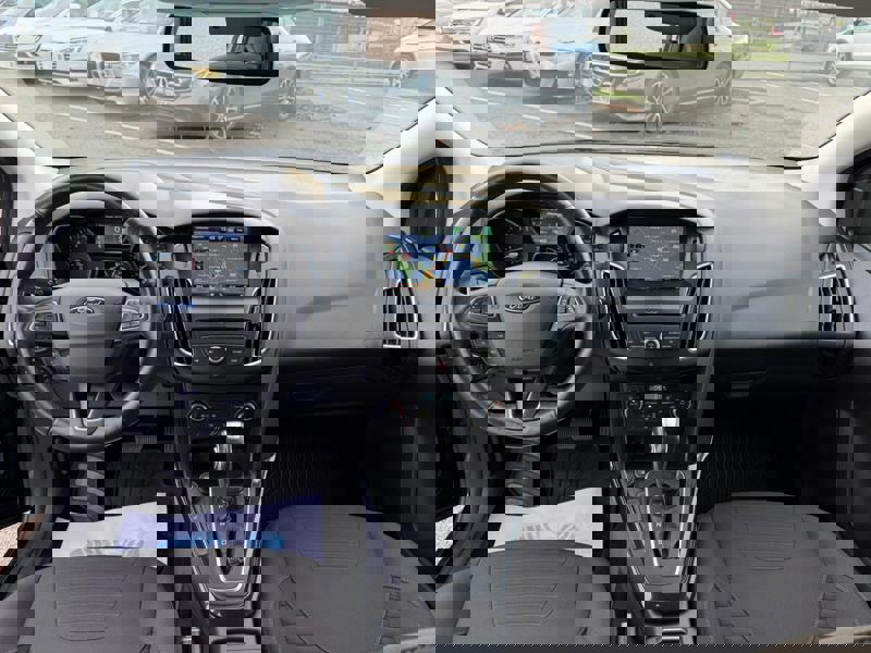 Image Ford FOCUS BERLINE 1.5 EcoBoost 150 Titanium BVA6 GPS Caméra Bluetooth Sièges chauffants Régul Clim auto Gtie 1 an 